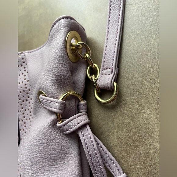 EUC Pretty Purple Nicole by Nicole Miller handbag/crossbody/shoulder bag - Picture 4 of 10